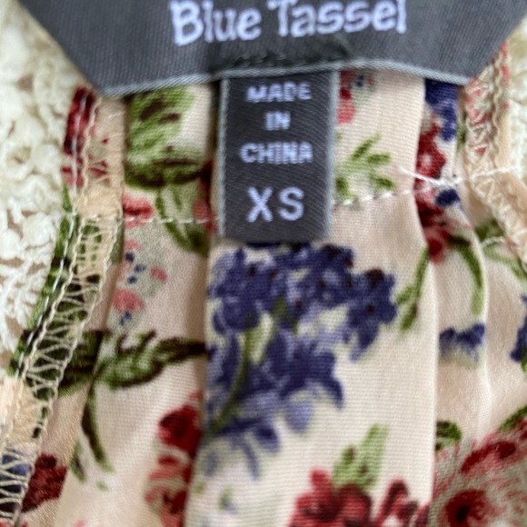 ANTHROPOLOGIE Blue Tassel Blouse / Size XS - Picture 8 of 9